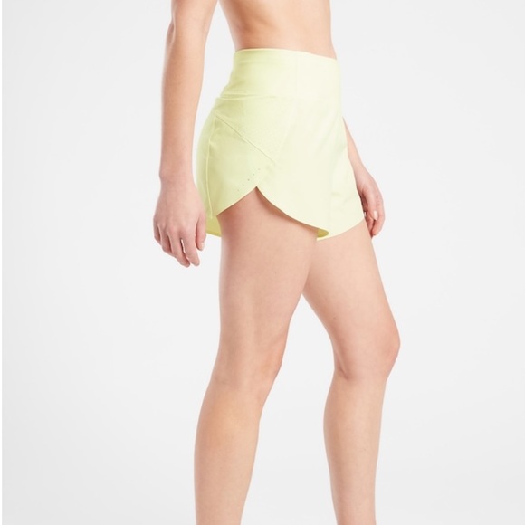 Athleta Pants - ATHLETA Run With It 3.5" Size M Tequila Green Running Shorts